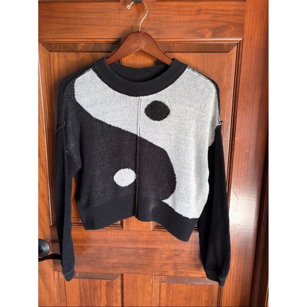 Yin-Yang Knit Crewneck Sweater - Black and White Women's XS